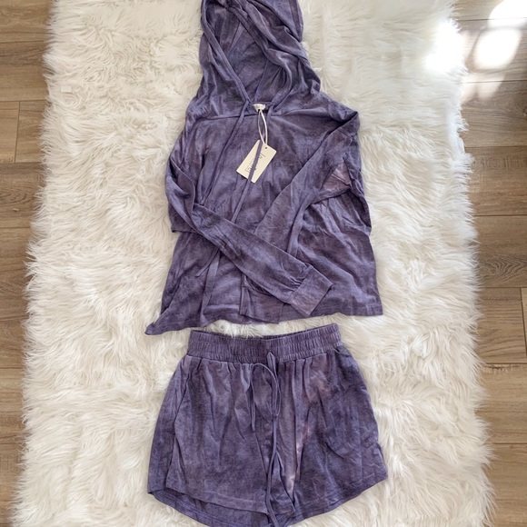 Eggplant Lounge Set - Picture 3 of 5